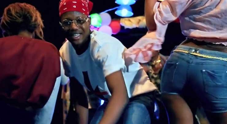 YACOU-B OG - PASSÉ (VidéoClip 2018) YACOU-B OG - PASSÉ (VidéoClip 2018)