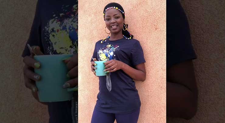 Alima Togola - L'importance du SX dans nos couples (Vidéo 2020) Alima Togola - L'importance du SX dans nos couples (Vidéo 2020)