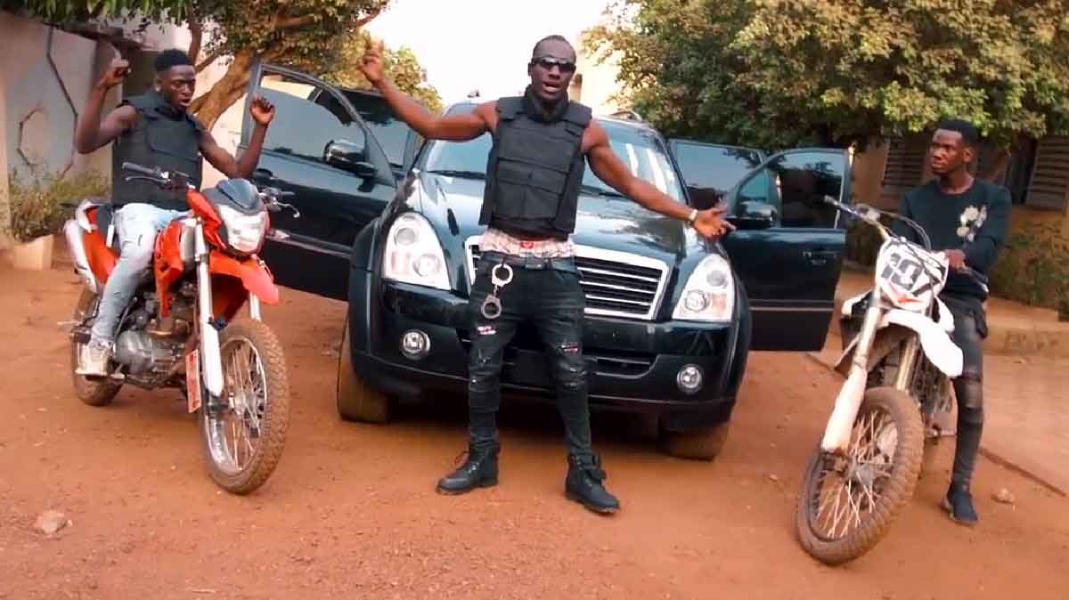 SAOUDY - KARAKI YA (VidéoClip 2021) SAOUDY - KARAKI YA (2021)