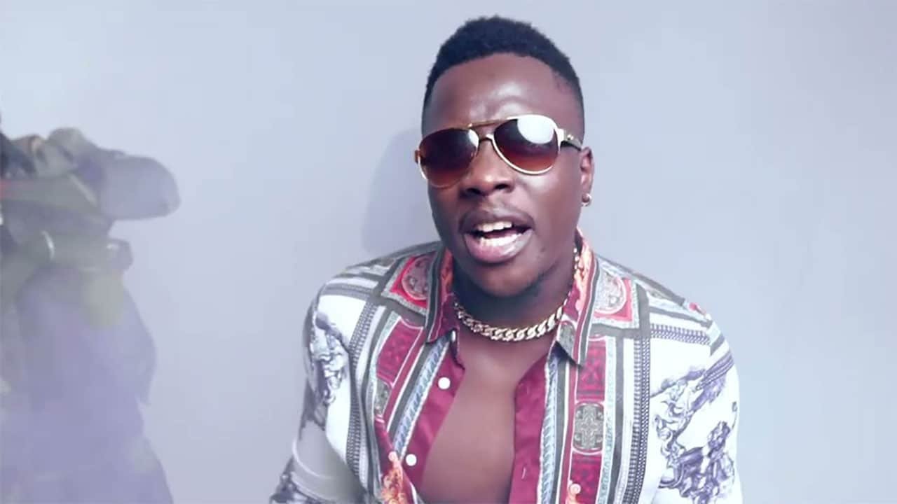 King Kj - Kôkô Domaine Tigui (Clip) King Kj - Kôkô Domaine Tigui (Clip Officiel 2023)